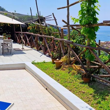 In Lemon Grove With Sea Views & Sea Breeze Villa Minori