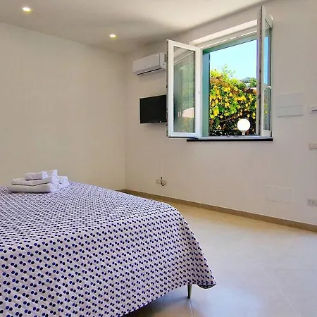 Villa In Lemon Grove With Sea Views & Sea Breeze Minori