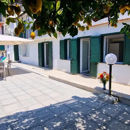 Villa In Lemon Grove With Sea Views & Sea Breeze *